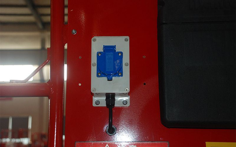 Nacelle à flèche articulée, HZ140RT/HZ140JRT